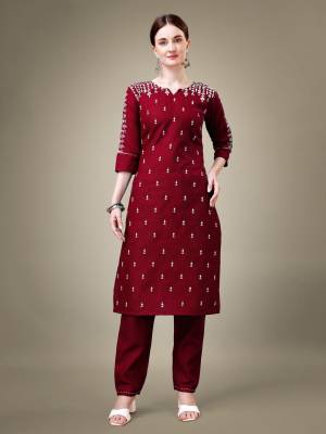 Shine Bright In This Beautiful Designer Readymade  kurti 