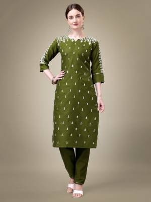 Shine Bright In This Beautiful Designer Readymade  kurti 