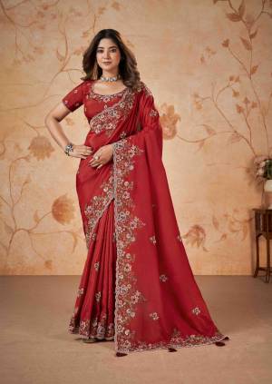 Look Pretty Wearing This Lovely Designer  Saree