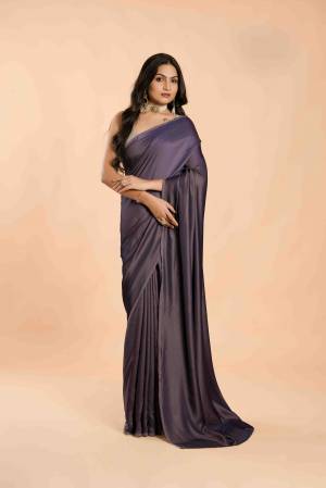 Look Pretty Wearing This Lovely Designer  Saree