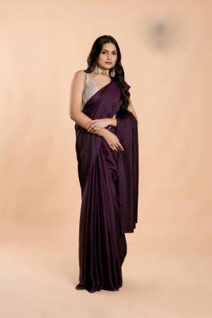 Look Pretty Wearing This Lovely Designer  Saree