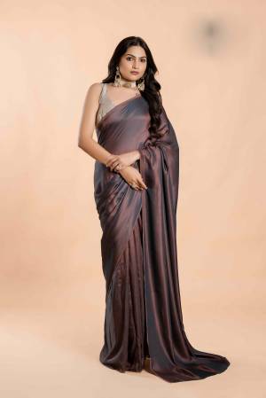 Look Pretty Wearing This Lovely Designer  Saree