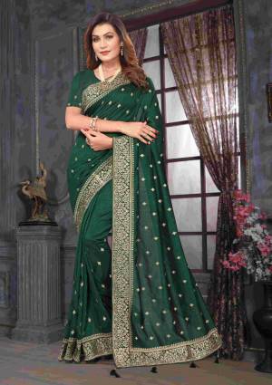 Look Pretty Wearing This Lovely Designer  Saree