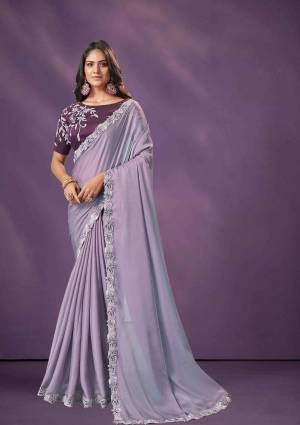 Look Pretty Wearing This Lovely Designer  Saree