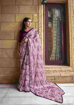 Look Pretty Wearing This Lovely Designer  Saree