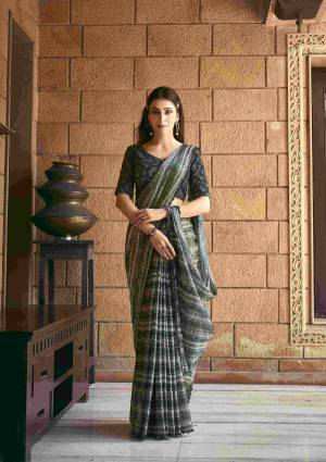 Look Pretty Wearing This Lovely Designer  Saree