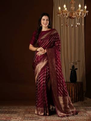 Look Pretty Wearing This Lovely Designer   Saree