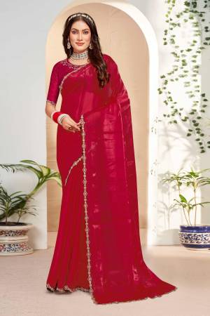 Look Pretty Wearing This Lovely Designer   Saree