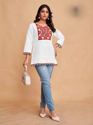 Shine Bright In This Beautiful Designer Readymade  kurti 