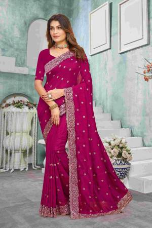 Look Pretty Wearing This Lovely Designer   Saree