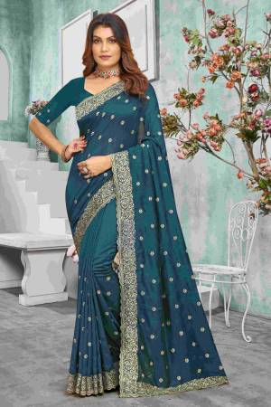 Look Pretty Wearing This Lovely Designer   Saree