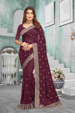 Look Pretty Wearing This Lovely Designer   Saree