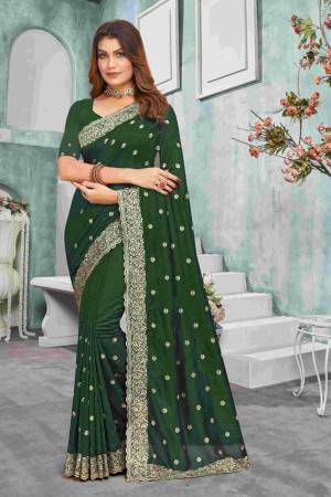 Look Pretty Wearing This Lovely Designer   Saree