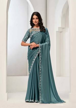 Look Pretty Wearing This Lovely Designer  Saree