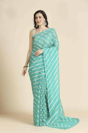 Look Pretty Wearing This Lovely Designer  Saree