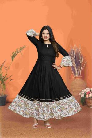 Shine Bright In This Beautiful Designer Readymade  kurti 