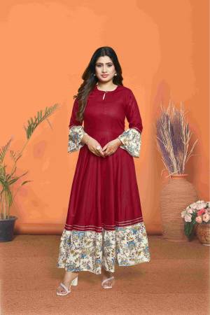 Shine Bright In This Beautiful Designer Readymade  kurti 