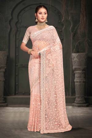 Look Pretty Wearing This Lovely Designer  Saree