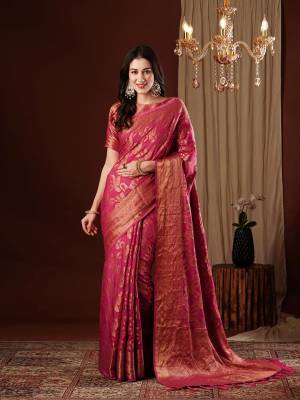 Look Pretty Wearing This Lovely Designer  Saree