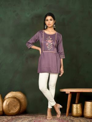 Shine Bright In This Beautiful Designer Readymade  kurti 