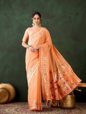 Look Pretty Wearing This Lovely Designer  Saree