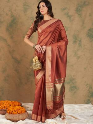 Look Pretty Wearing This Lovely Designer  Saree