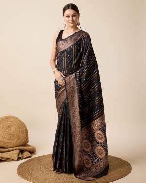 Look Pretty Wearing This Lovely Designer  Saree