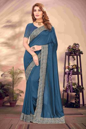 Look Pretty Wearing This Lovely Designer  Saree