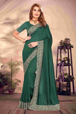 Look Pretty Wearing This Lovely Designer  Saree