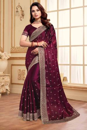 Look Pretty Wearing This Lovely Designer  Saree