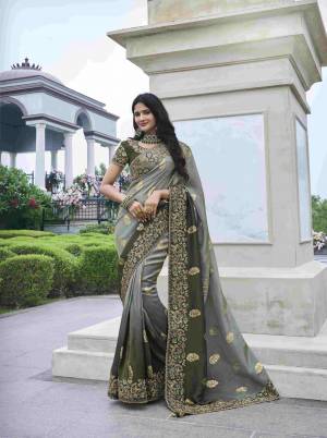 Look Pretty Wearing This Lovely Designer  Saree