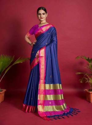 Look Pretty Wearing This Lovely Designer  Saree