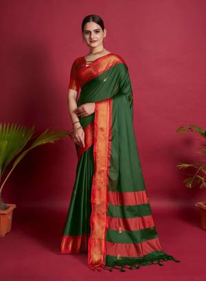 Look Pretty Wearing This Lovely Designer  Saree