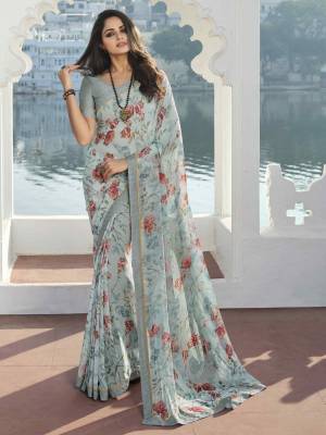 Look Pretty Wearing This Lovely Designer  Saree