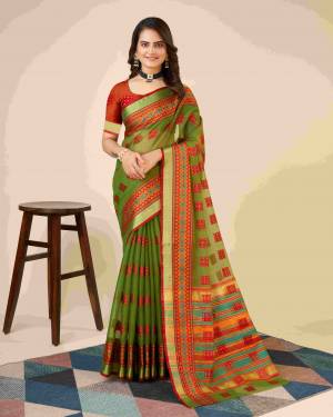 Look Pretty Wearing This Lovely Designer  Saree