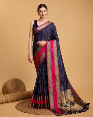 Look Pretty Wearing This Lovely Designer  Saree