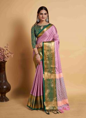 Look Pretty Wearing This Lovely Designer  Saree