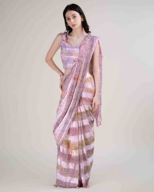 Look Pretty Wearing This Lovely Designer  Saree