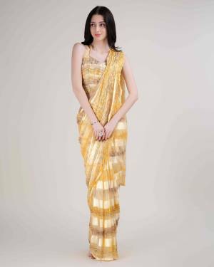 Look Pretty Wearing This Lovely Designer  Saree