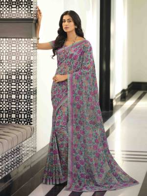 Look Pretty Wearing This Lovely Designer  Saree