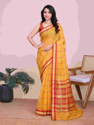 Look Pretty Wearing This Lovely Designer  Saree