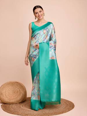 Look Pretty Wearing This Lovely Designer  Saree