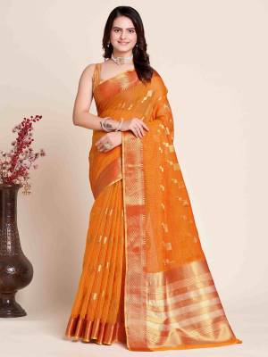 Look Pretty Wearing This Lovely Designer  Saree