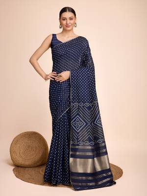 Look Pretty Wearing This Lovely Designer  Saree