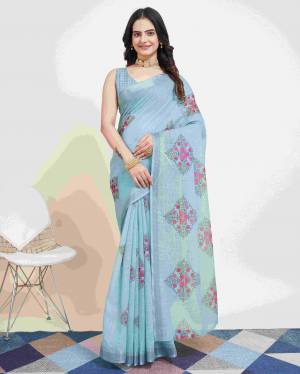 Look Pretty Wearing This Lovely Designer  Saree