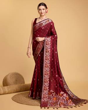 Look Pretty Wearing This Lovely Designer  Saree