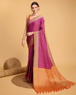 Look Pretty Wearing This Lovely Designer  Saree