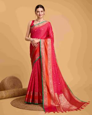 Look Pretty Wearing This Lovely Designer  Saree