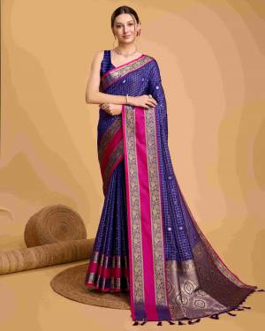 Look Pretty Wearing This Lovely Designer  Saree