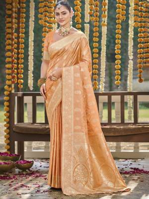 Look Pretty Wearing This Lovely Designer  Saree